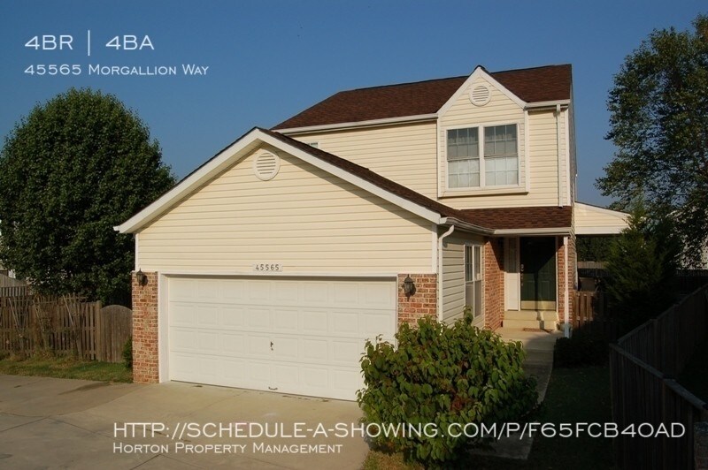 Foto principal - 4 Bedroom, 3.5 Bath Home in Hickory Hills