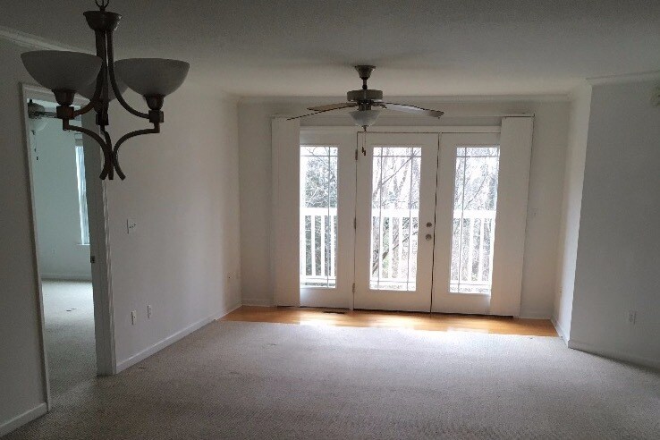 Foto principal - 179 Old Haw Creek Rd