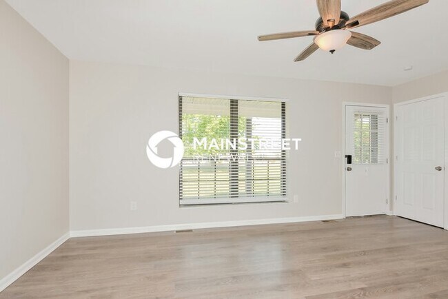 Foto del edificio - 632 Westwoods Rd