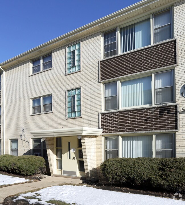 Building Photo - 1034 S York Rd
