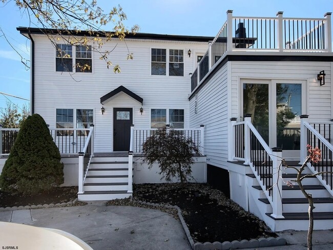 Building Photo - 706 Augustine Rd