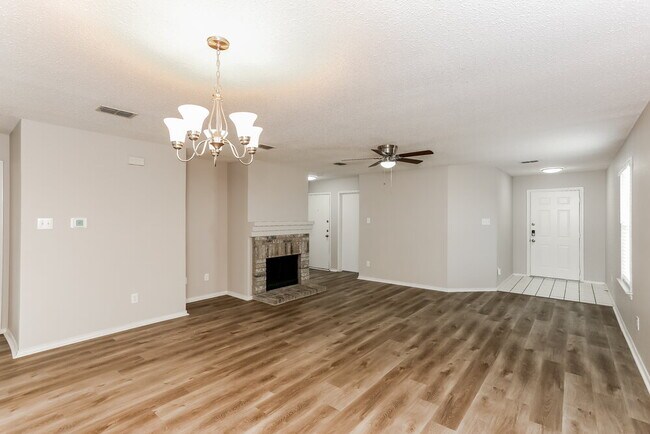 Foto del edificio - 1032 Bannack Dr