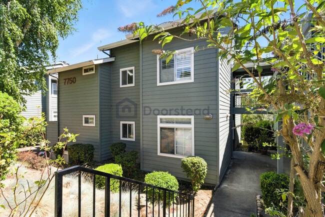 Building Photo - 7750 Canyon Meadow Cir
