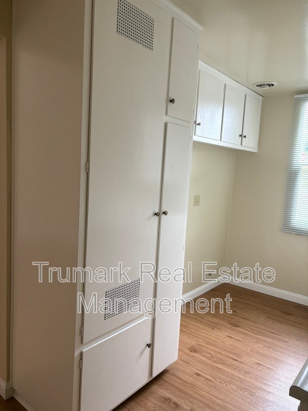 Foto del edificio - 3830 Orangedale Ave