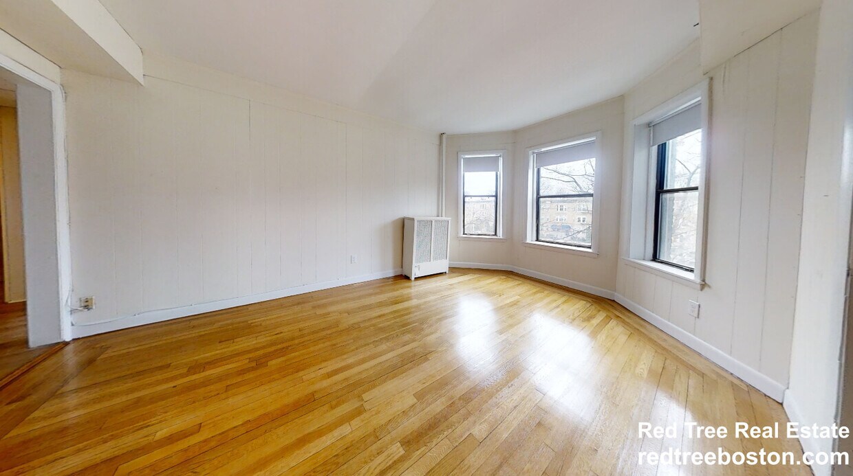 Foto principal - 1133 Commonwealth Ave