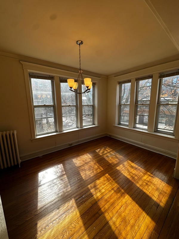 Foto del edificio - 1006 E State St