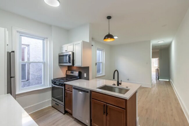 Foto del edificio - 5225 Cedar Ave