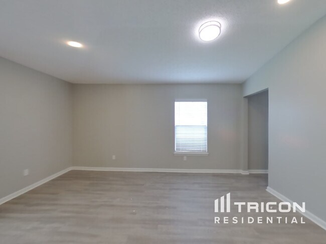 Foto del edificio - 1018 Cherry Point Way