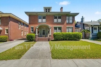 Building Photo - 216 E 48th St