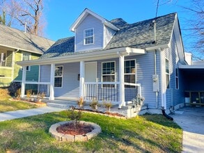 Building Photo - 1623 Dunbar St