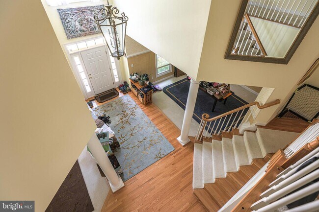 Building Photo - 9912 Willow Tree Terrace