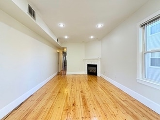 Building Photo - 367 Cardinal Medeiros Ave