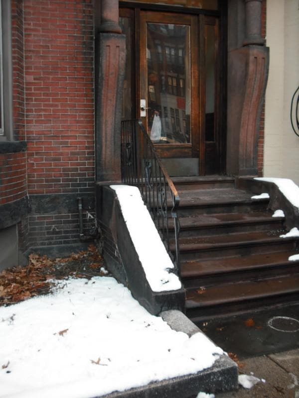 Building Photo - 73 Westland Ave