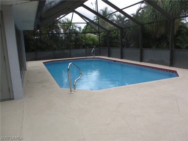 Foto del edificio - 611 SW 26th St