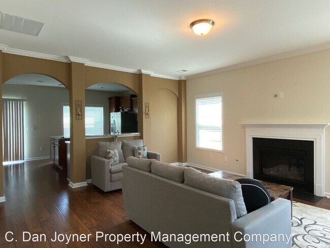 Building Photo - 4 br, 2.5 bath House - 348 Slate Drive