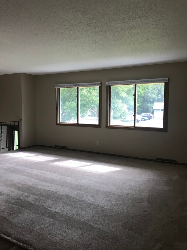 Foto del edificio - 13636 Johnson St NE