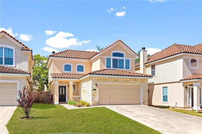 Building Photo - 1311 Crown Brook