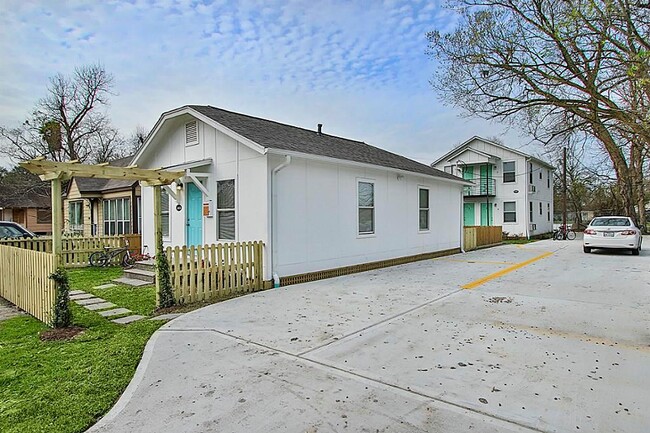 Building Photo - 505 E 32nd St