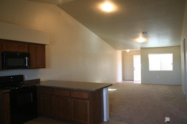 Building Photo - 3058 S Brand Lee Way