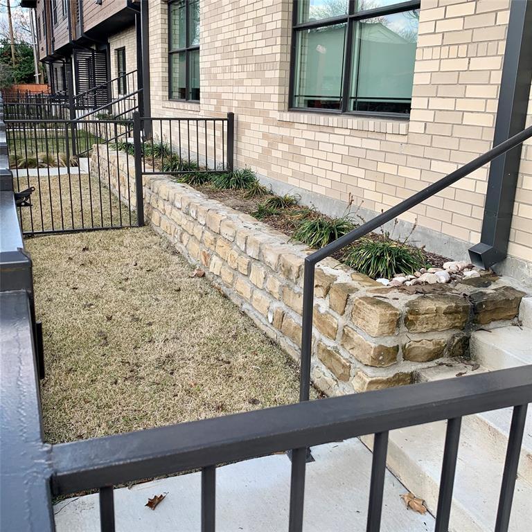 Primary Photo - 5607 Belmont Ave