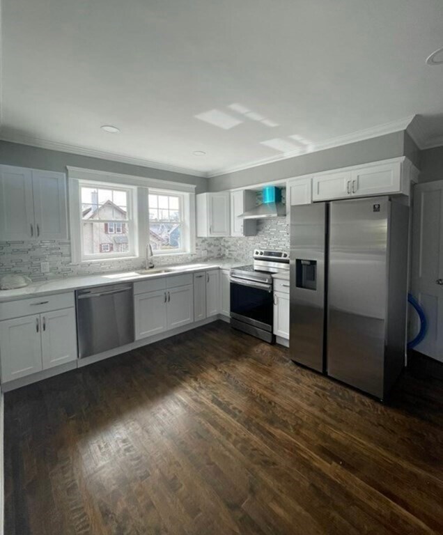 34 Granville Ave Unit 1, Worcester, MA 01606 Room for Rent in