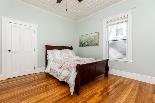 Building Photo - 40 Gledhill Ave