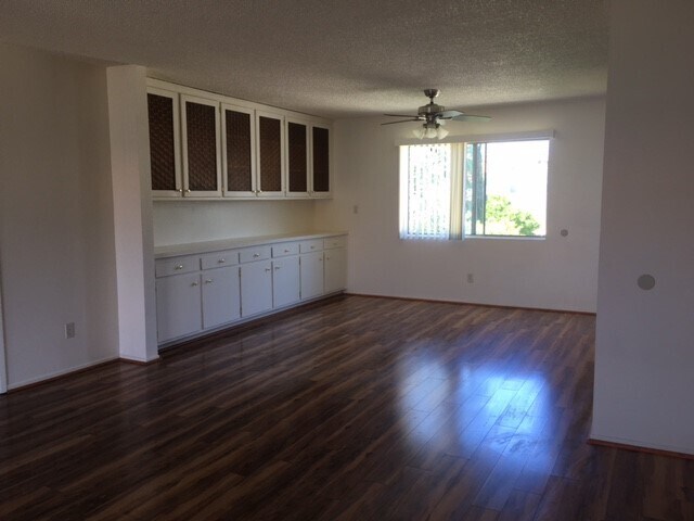 Foto del edificio - 2304 Huntington Ln