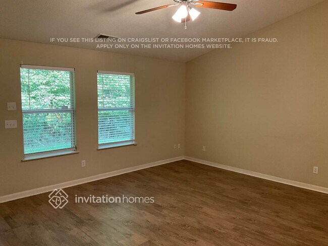 Foto del edificio - 3035 Pebble Creek Ln