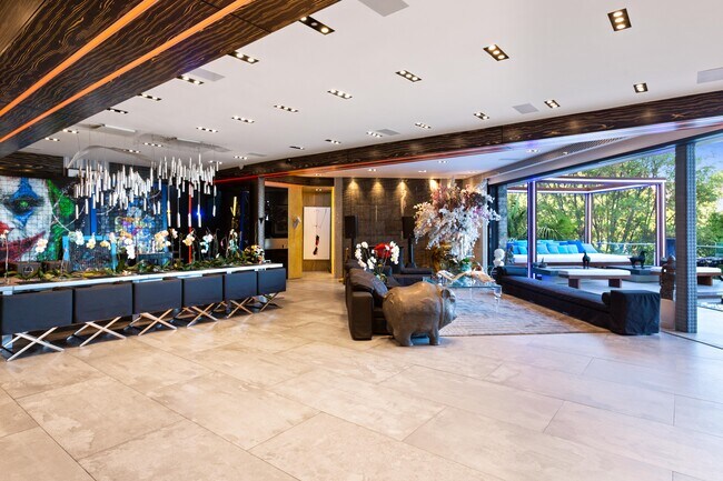 Foto del edificio - 8356 Sunset View Dr