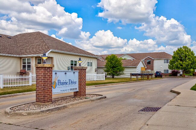 Foto del edificio - 1439 Prairie Dr