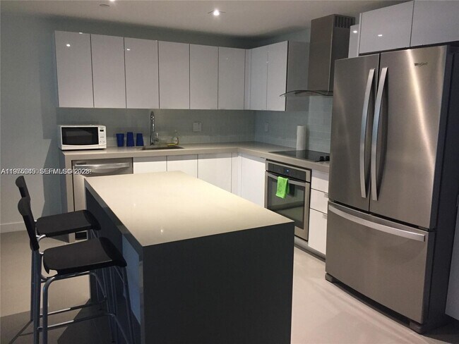 Foto del edificio - 1600 NE 1st Ave