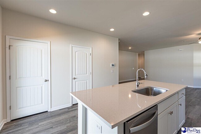Foto del edificio - 1202 Sanctuary Ln