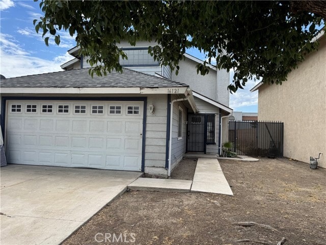 Foto principal - 16121 Barbee St