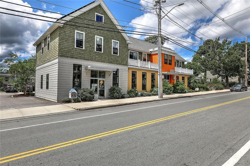 400 Hope St Unit 2, Providence, RI 02906 Room for Rent in Providence, RI