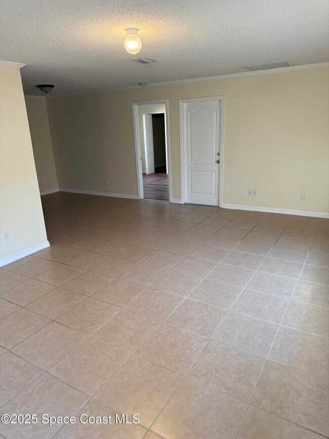 Foto del edificio - 767 Altona St NW