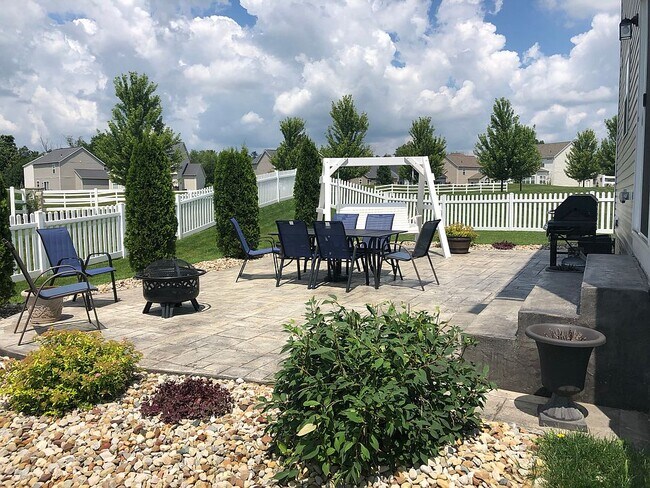 Building Photo - 5531 Catmere Dr