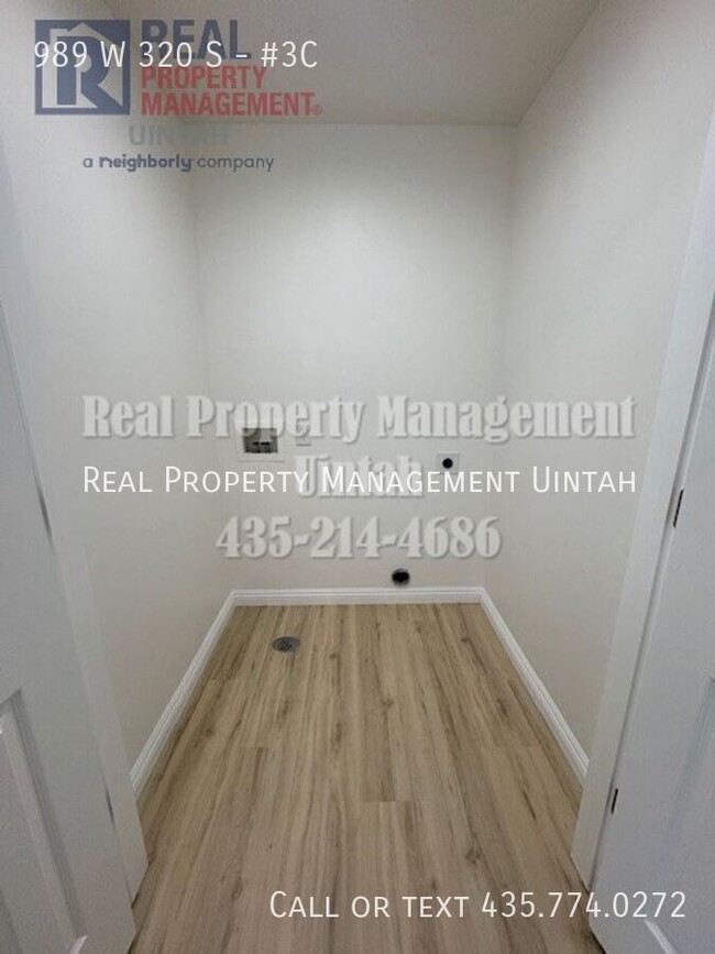 Building Photo - 2 Bed 2 Bath Apartment Central Location in...