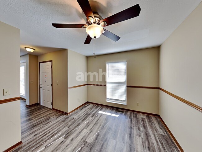 Foto del edificio - 650 Boulder Dr