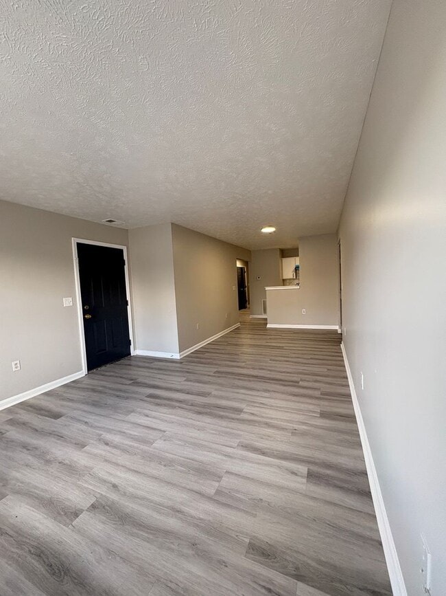 Building Photo - Discover the Best of Lawrence Living at Be...