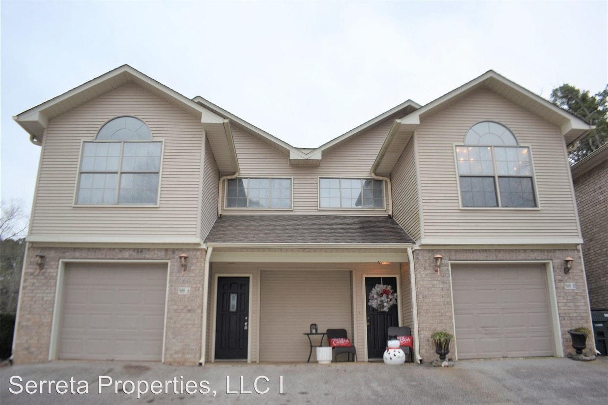 Primary Photo - 509-511 Grand Point Dr