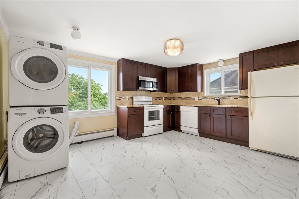 Foto principal - 106 Barnes Ave
