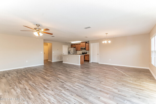 Building Photo - 2089 April Oaks Dr