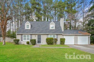 Building Photo - 2445 Hillboro Cir S W