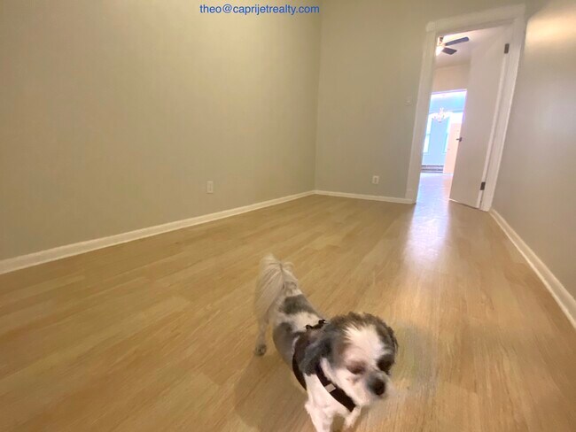 Foto del edificio - 488 Grandview Ave