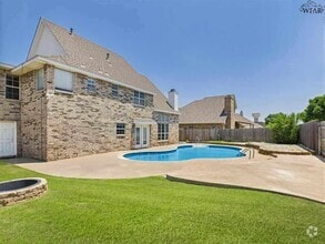 Building Photo - 3504 Rugby Ln