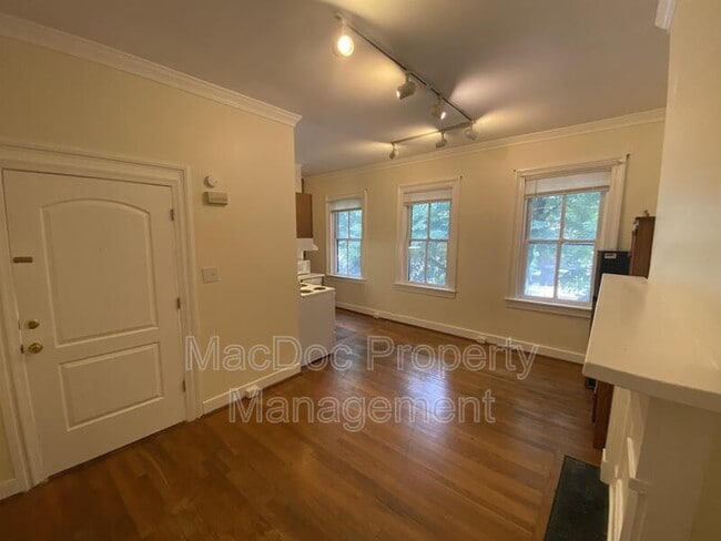 Foto del edificio - 604 Caroline St
