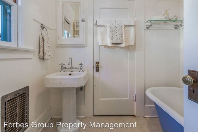 Foto del edificio - 2 br, 1 bath House - 482 N. 12th St.
