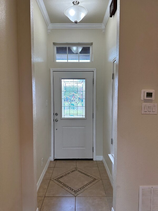 Building Photo - 3307 Churchill Dr