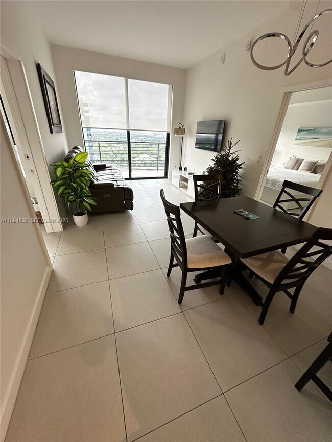 Foto del edificio - 5350 NW 84th Ave