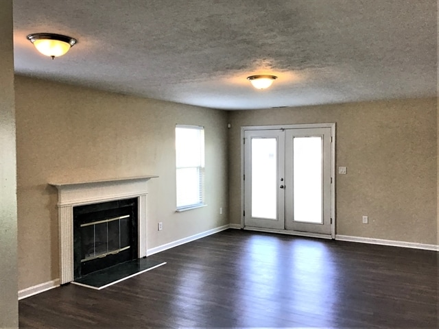 6652 Decatur Commons - House for Rent in Indianapolis, IN | Apartments.com